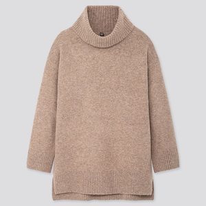NWT Uniqlo Soufflé Yarn Turtleneck